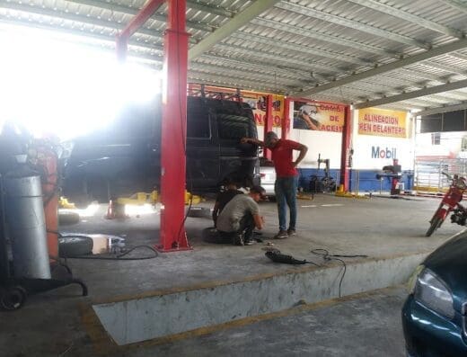 Medina Montás Auto servicios y Repuesto