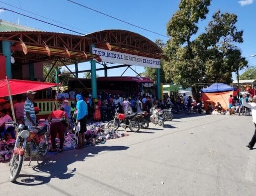 Mercado Binacional Elias Piña