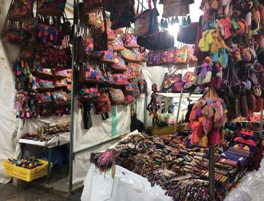 Mercado de artesanias caridad