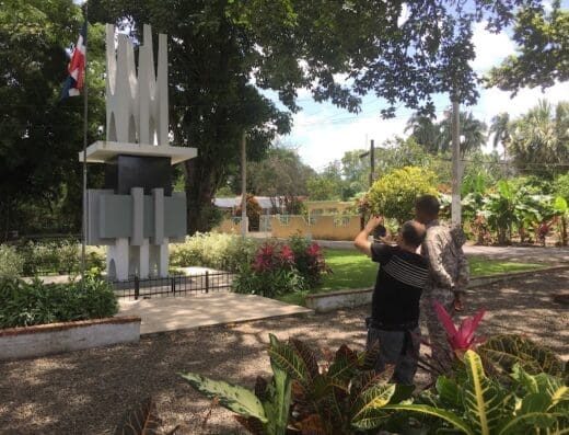 Monumento Hermanas Mirabal, Ojo De Agua, Salcedo