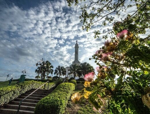 Monumento a los Héroes de la Restauración