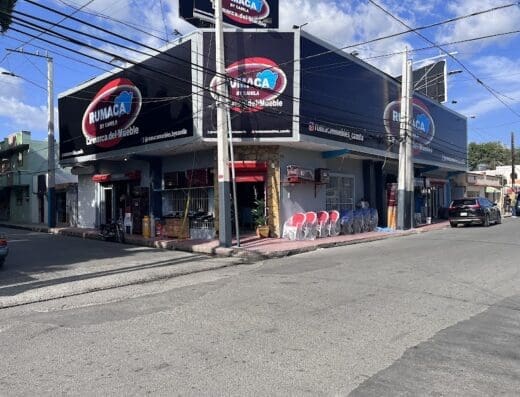 Mueblería Rumaca Srl