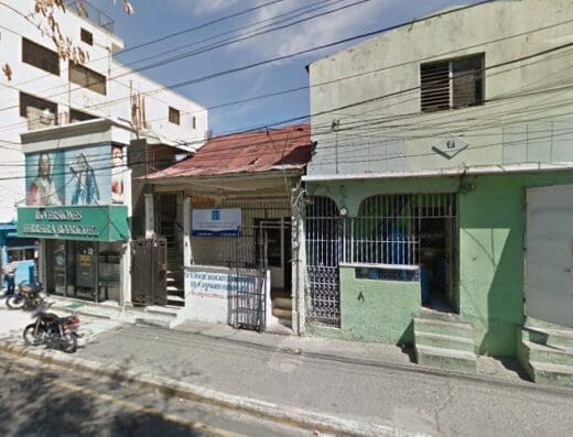 Oficina de Abogados y Notaría, Dr. R. Armando Rodriguez.