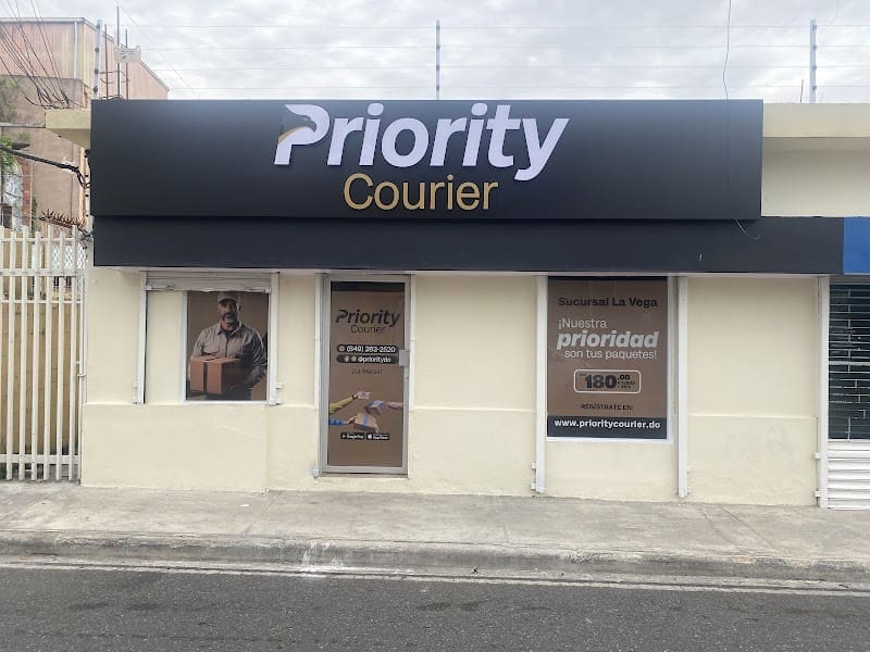 Priority courier La Vega