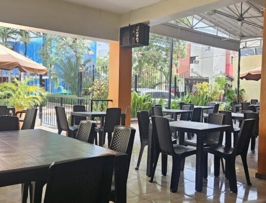 Restaurant y Pizzería El Yarey