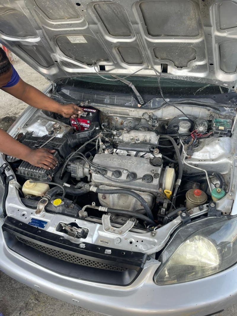 Solucione automotriz Morel