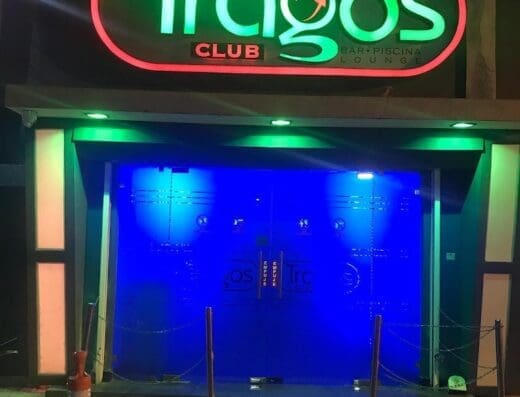 Tragos Club Bar – Piscina – Lounge