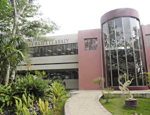 UCNE – EDIFICIO ADMINISTRATIVO