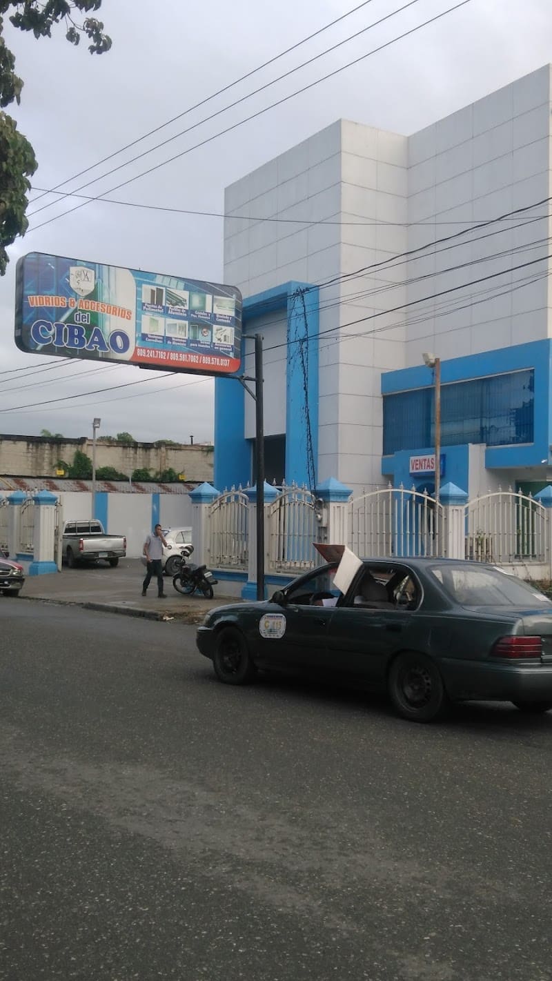 Vidrios Y Accesorios Del Cibao