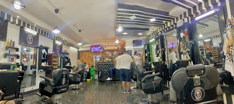 Viejo bii barber shop