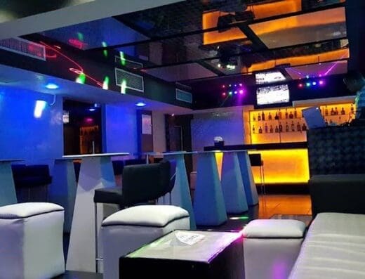 Virus Bar & Lounge